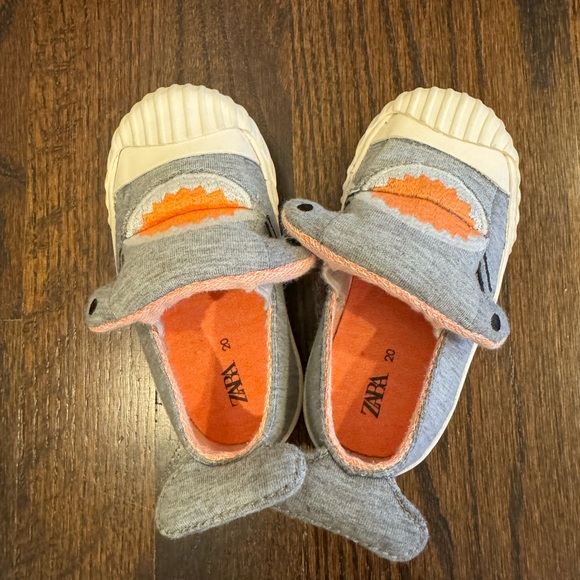 Zara Shark Sneaker Shoes - Baby/Toddler Boy - 4.5 - EU20 - Gray - Picture 2 of 5
